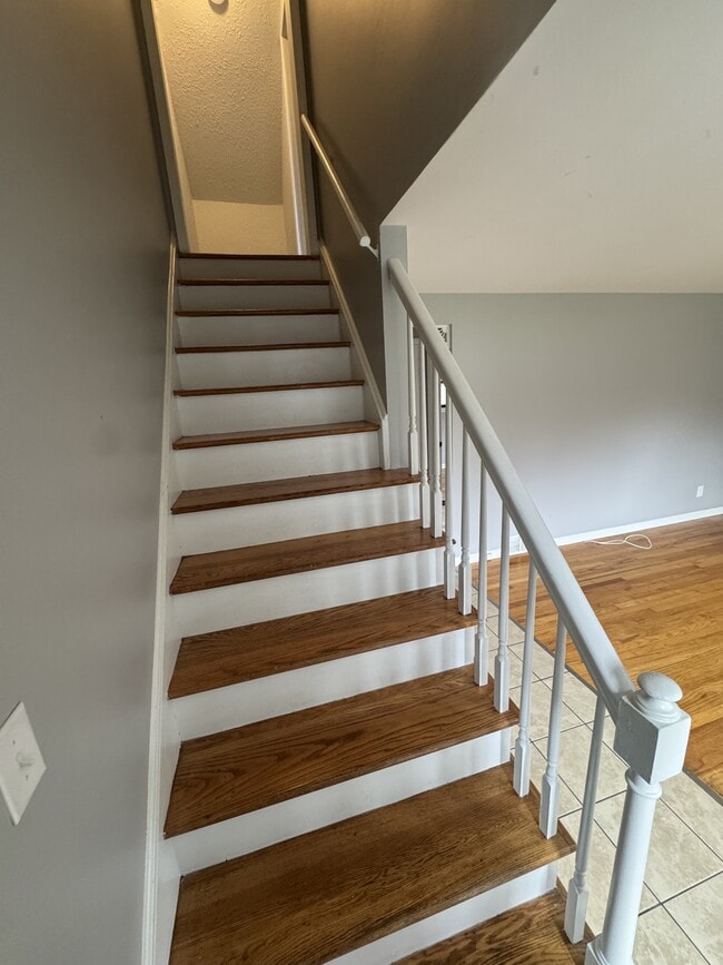 Building Photo - 616 Boston Rd