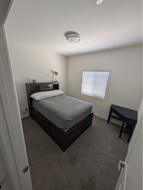 Building Photo - 28410 Pinon Ct