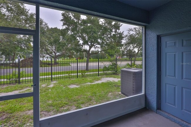 Building Photo - 13127 Kings Crossing Dr