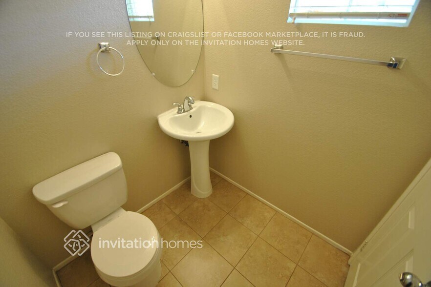 Building Photo - 38354 Falcon Ct