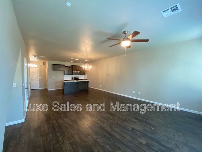 Building Photo - 749 SW 14th St