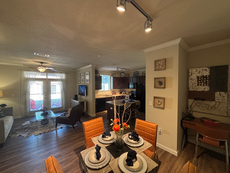 Building Photo - 1811 Medical Pkwy