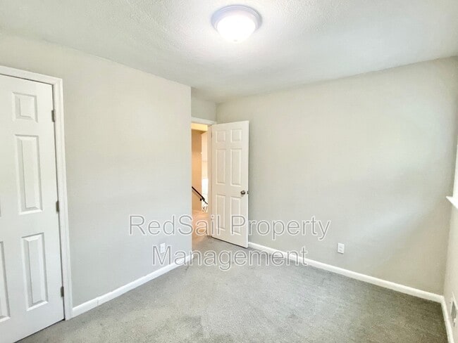 Building Photo - 5964 Lockamy Ln