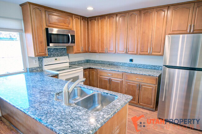 Building Photo - 3896 W Tuscaloosa Way