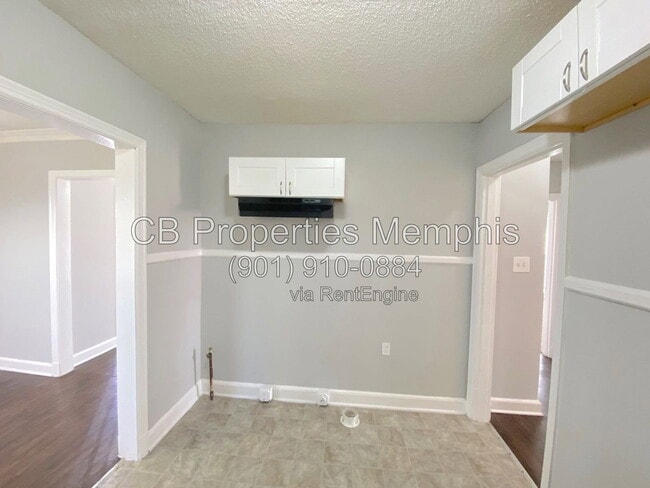 Building Photo - 722 Lydgate Rd