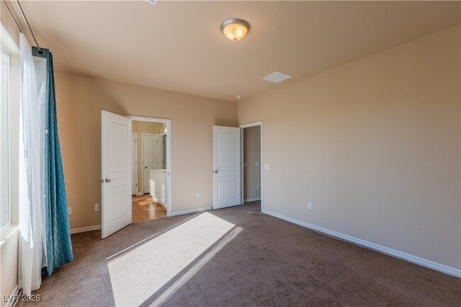 Building Photo - 10279 Mopan Rd