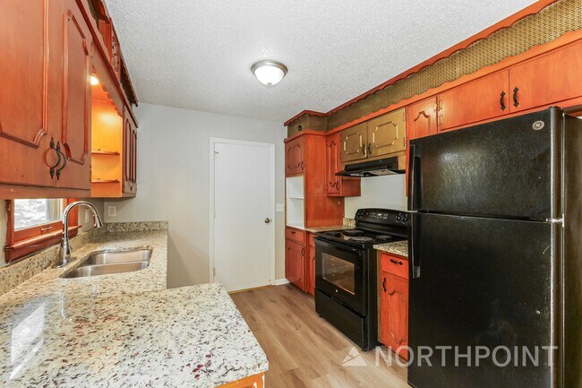 Building Photo - 3 BR/2BA | Newly Renovated Single Family Home | 1-Car Covered Parking | Gated backyard
