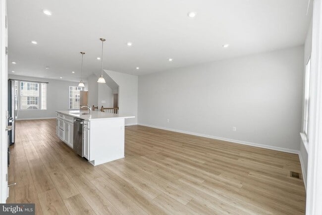 Building Photo - 8718 Stevenson Ln