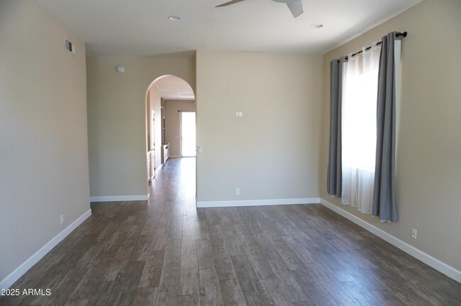 Building Photo - 254 N Stanley Pl