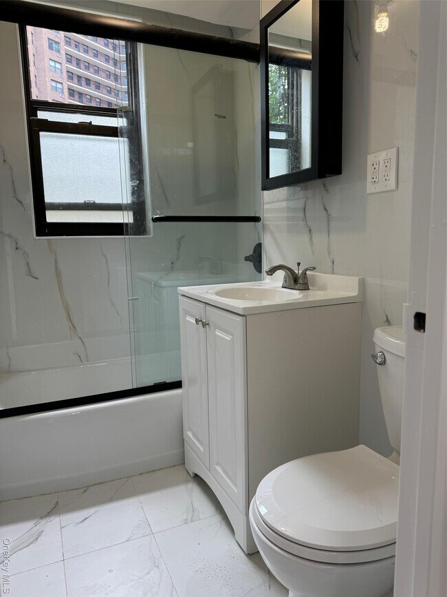 Building Photo - 61-45 98th St