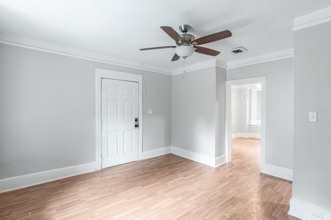 Building Photo - 1522 Columbia College Dr