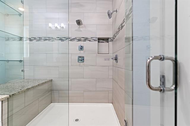 Building Photo - 203 S Village Way