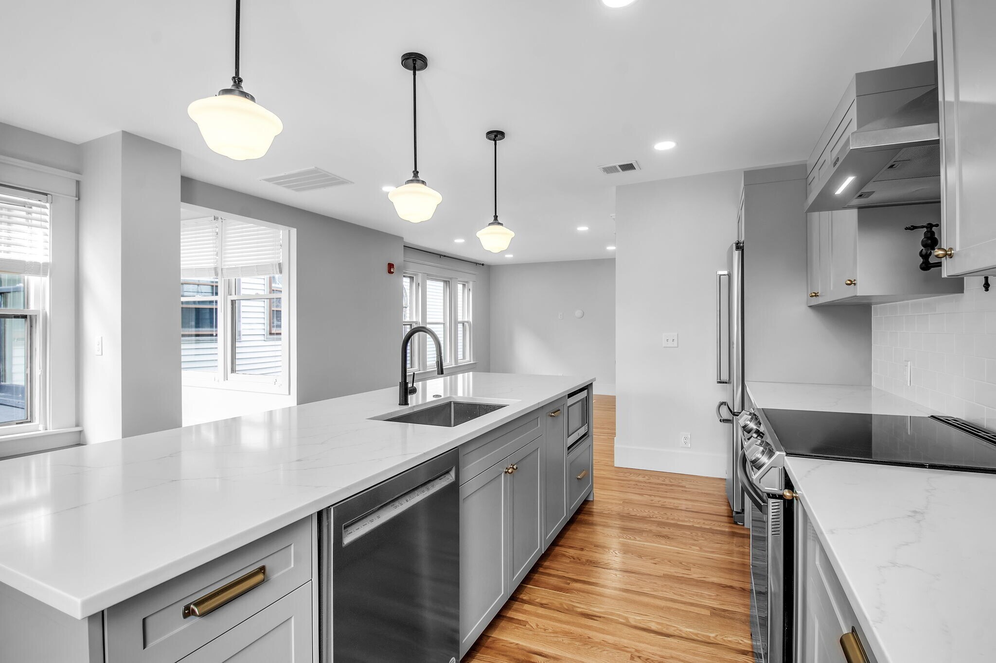 Building Photo - 349 Elmwood Ave