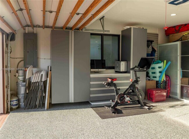 Building Photo - 4957 NW 93rd Doral Pl