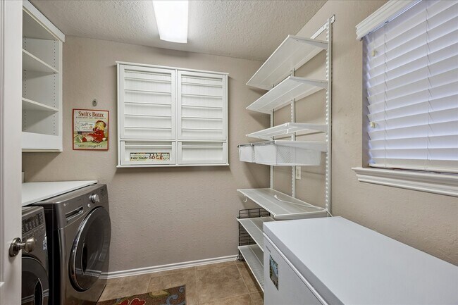 Building Photo - 23107 Enchanted Cactus Dr