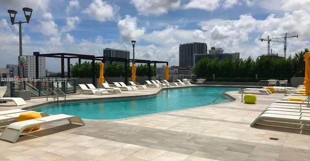 Building Photo - 501 NE 31st St