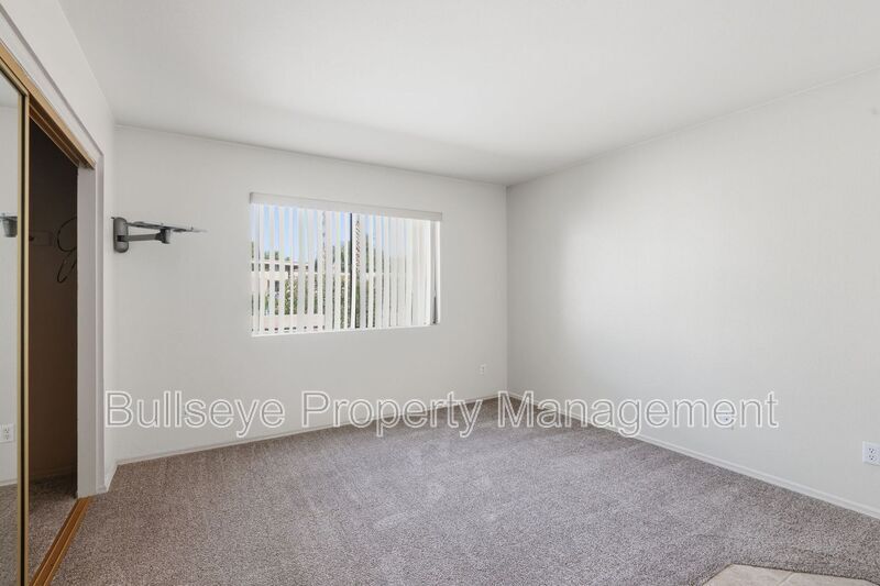 Building Photo - 18624 N 93rd Ave