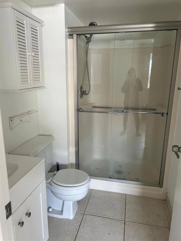 Building Photo - 3662 N University Dr