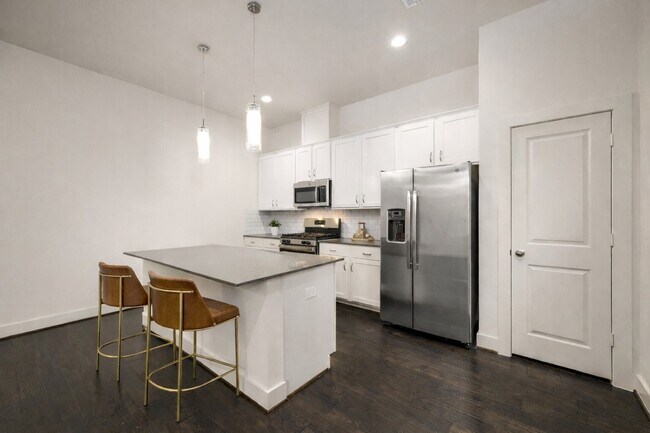 Building Photo - 9448 Kerrwood Ln