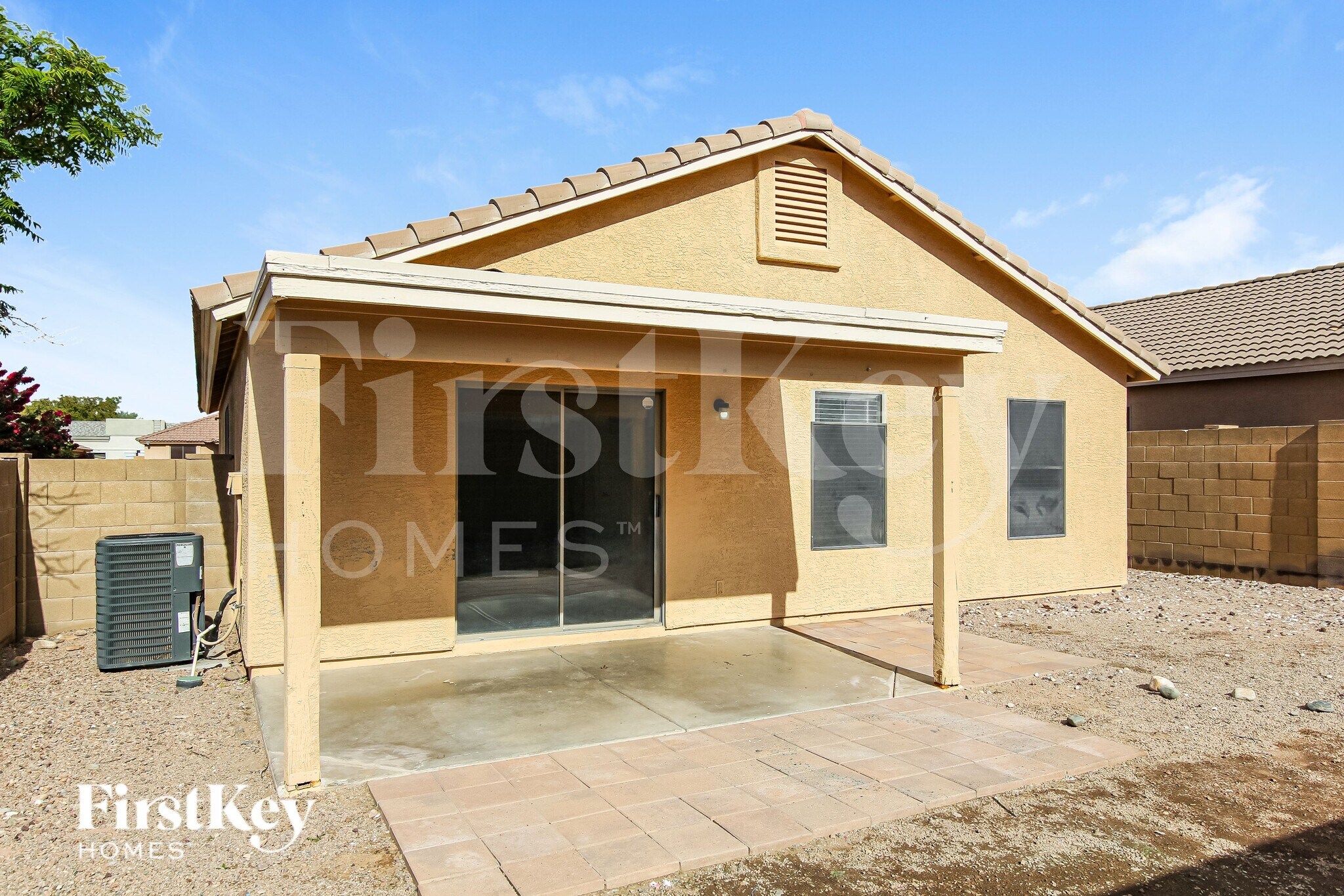 Building Photo - 11313 W Campana Dr
