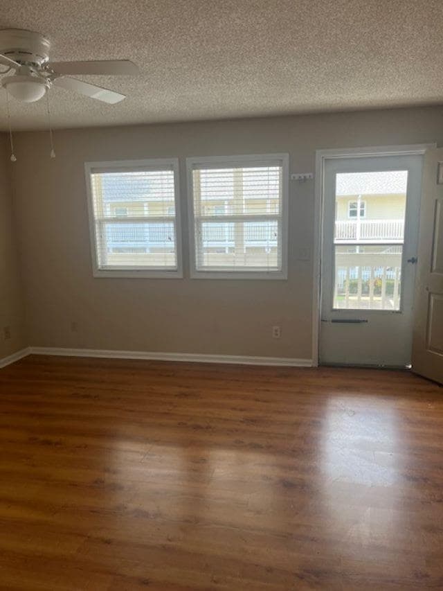 Building Photo - 4150 Horseshoe Rd N