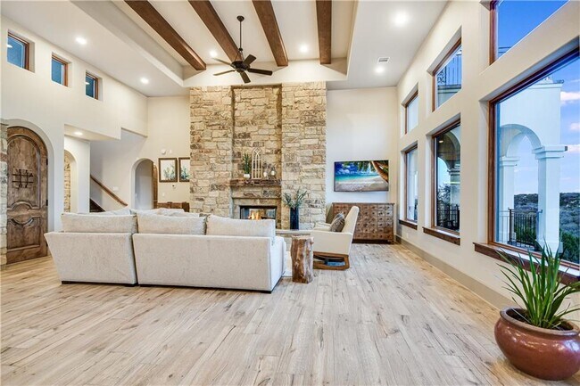 Building Photo - 3353 Tuscany Dr
