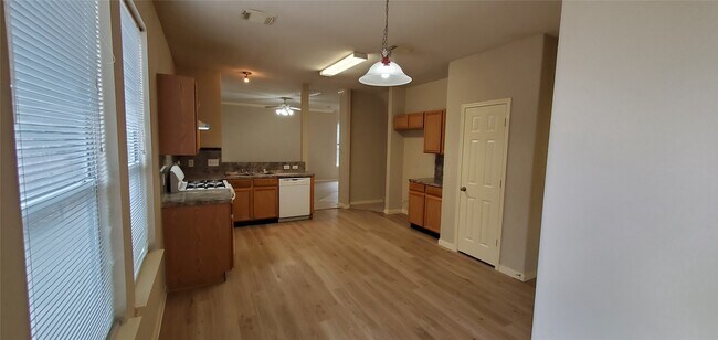 Building Photo - 16331 Woma Ct