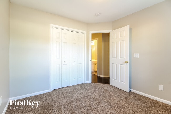 Building Photo - 3904 Melco Ct