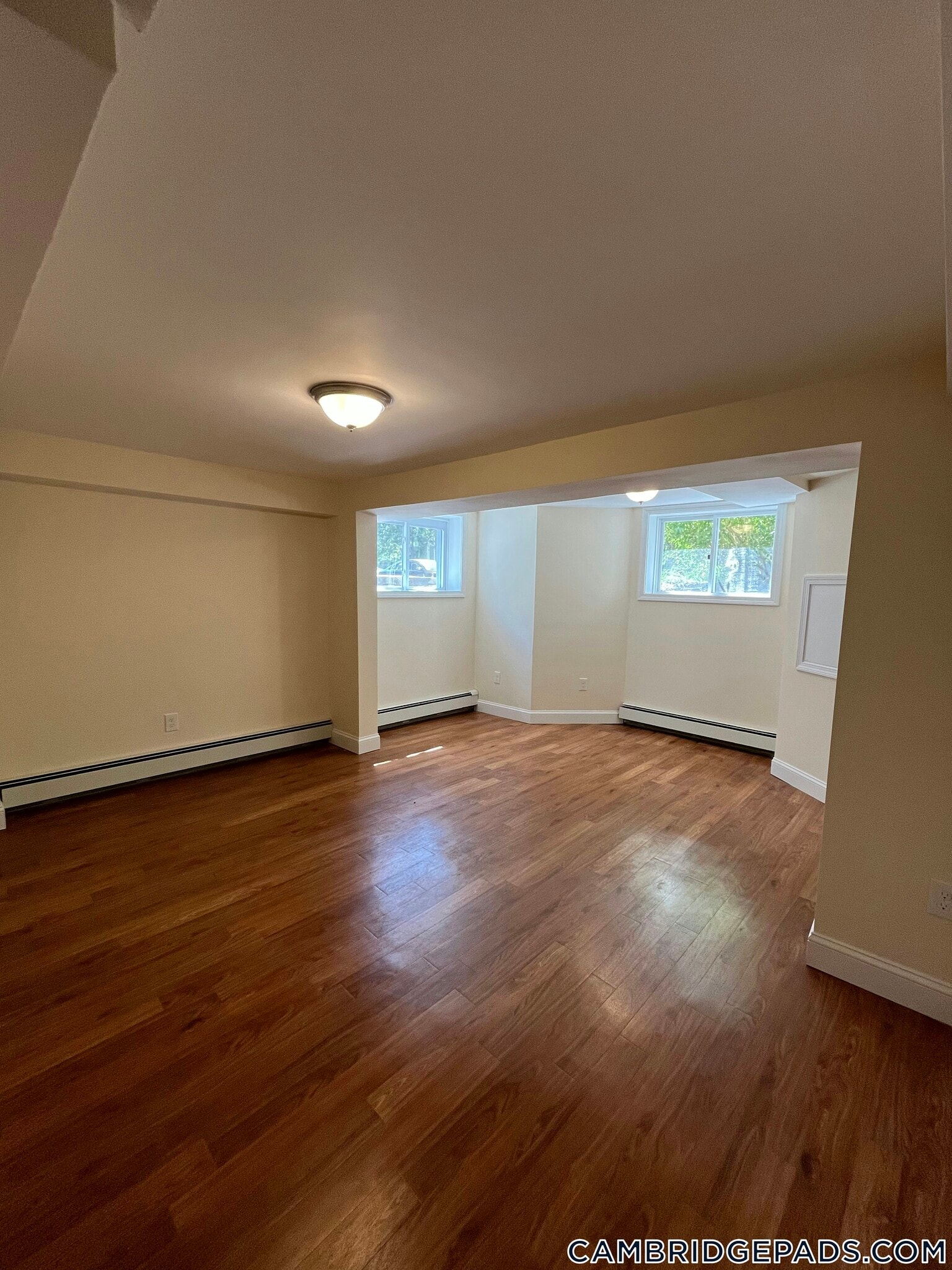 Building Photo - 381 Harvard St