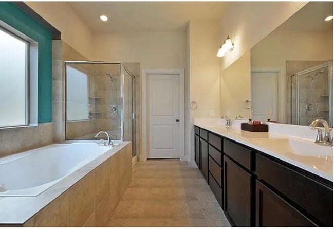 Building Photo - 2405 Erica Kaitlin Ln