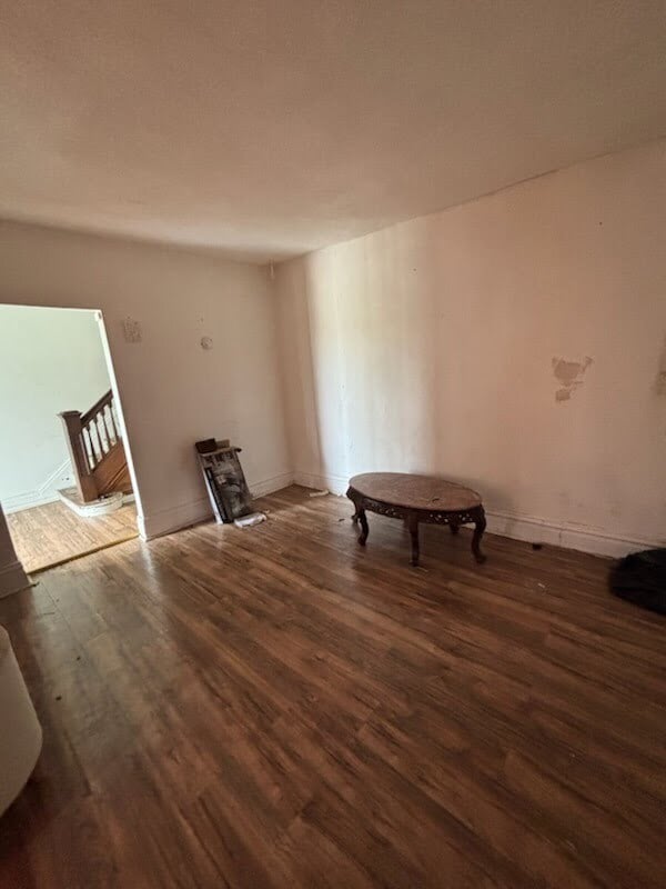 Building Photo - 6337 Chatham Ave