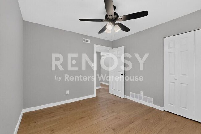 Building Photo - Renovated in Allen Ready to Be Your Home