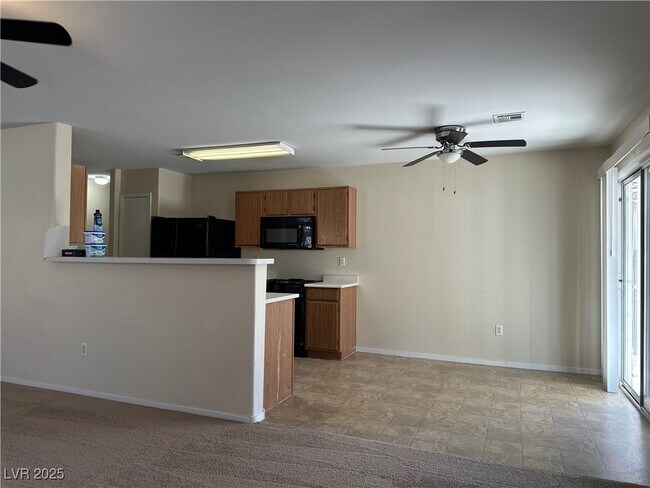 Building Photo - 632 Carlos Julio Ave