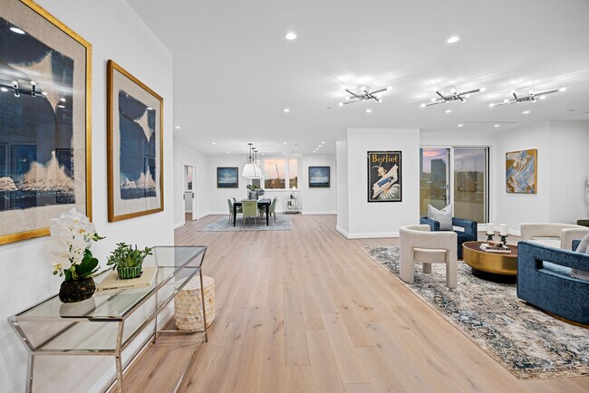 Building Photo - 801 Key Hwy