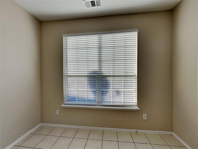 Building Photo - 2707 Whisper Ct