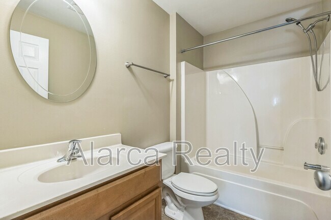 Building Photo - 647 Raphael Place