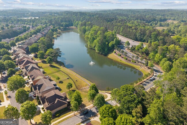 Building Photo - 3574 Willow Glen Trail