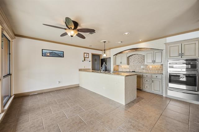 Building Photo - 18409 Shore Dr