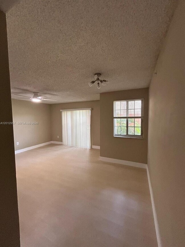Building Photo - 4151 N Haverhill Rd