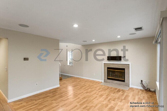 Building Photo - 6125 Linford Terrace