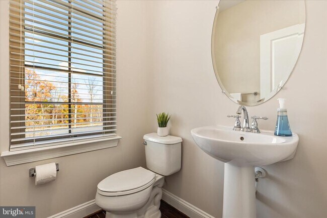 Building Photo - 42211 Yancey Terrace