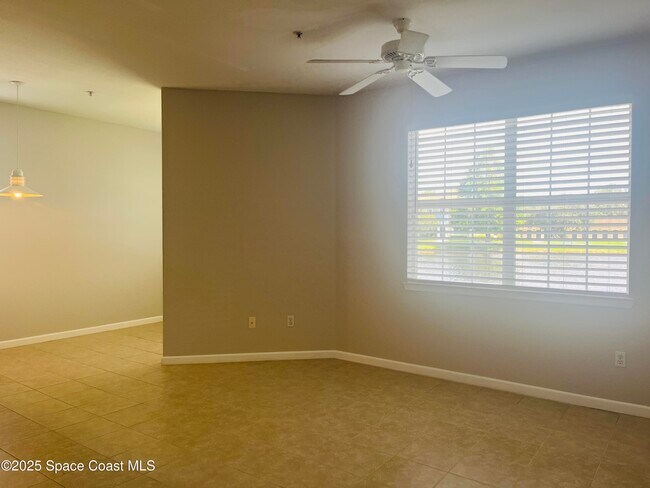 Building Photo - 1747 Sophias Dr