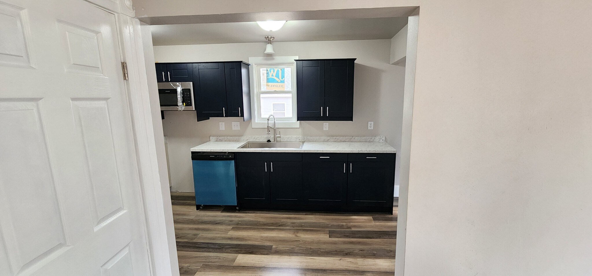 Building Photo - 1045 11th St