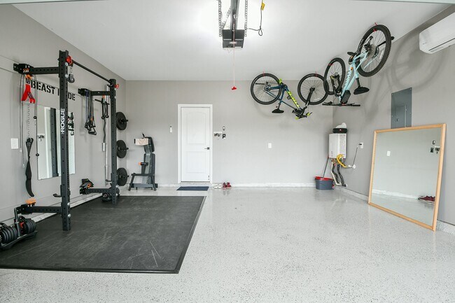 Building Photo - 22430 Forest Gorge Ln