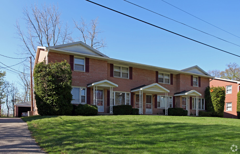 Primary Photo - Bexley Townhomes