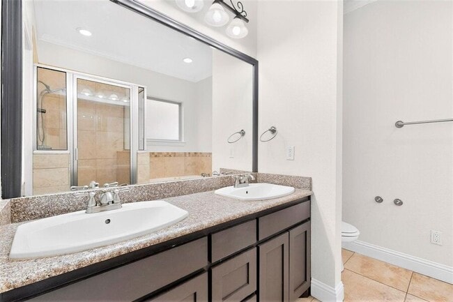 Building Photo - 4803 Birchman Ave