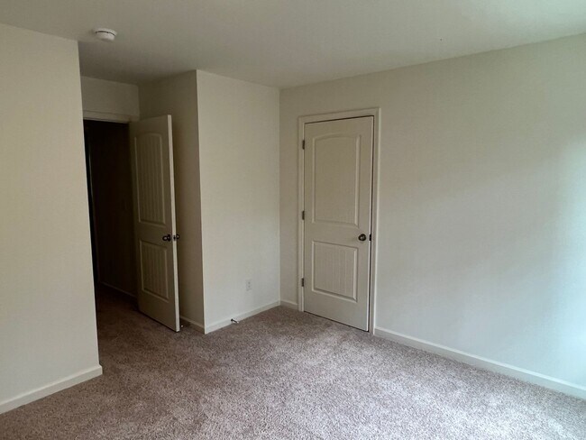 Building Photo - Newly Constructed Elston Floor plan 4 Bedroom / 2.5 Bath