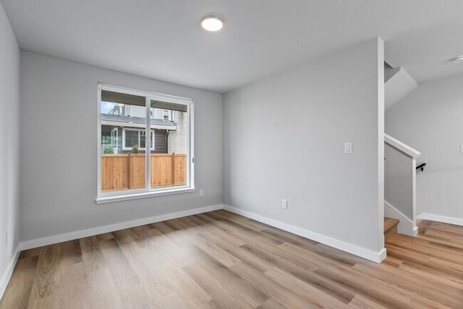 Building Photo - Stunning Brand-New Ballard Townhome with Air Conditioning