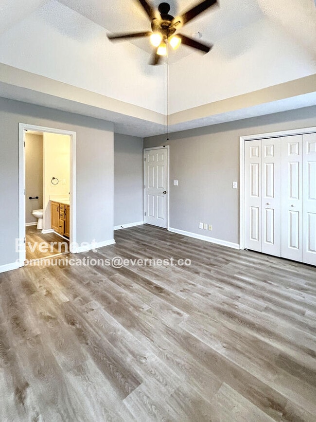 Building Photo - 507 Oakmont Dr