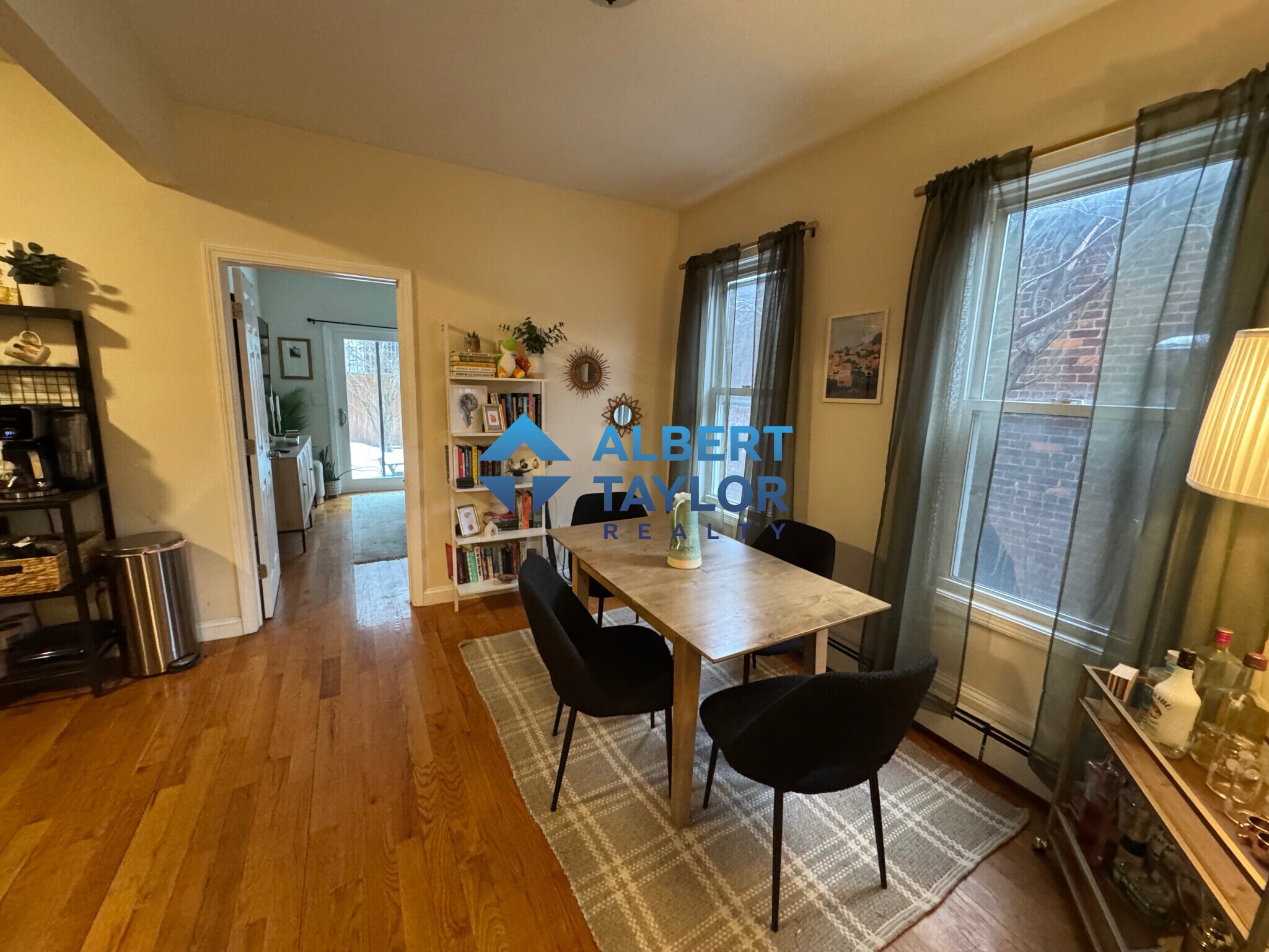 Building Photo - 58 Medford St